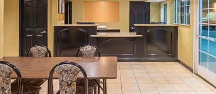 Ramada Ontario Lobby