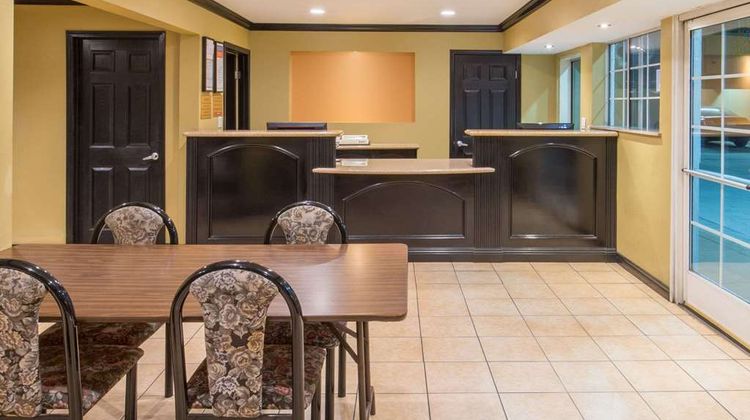 Ramada Ontario Lobby