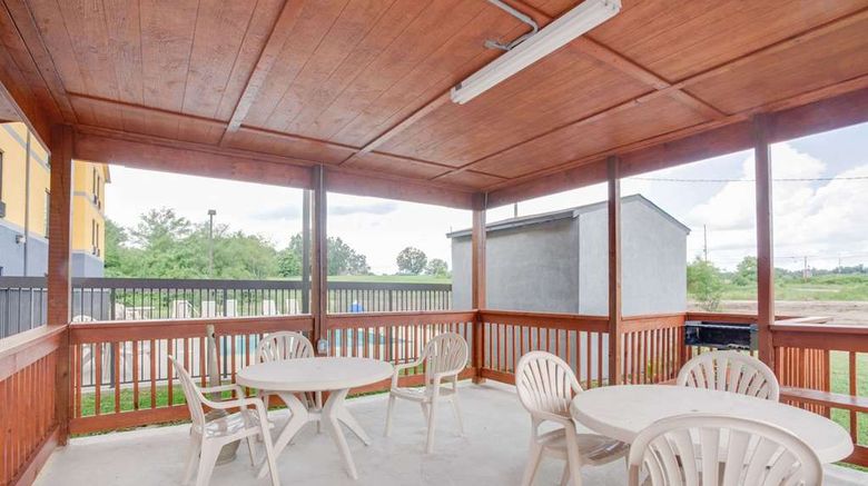<b>Super 8 Crossville Other</b>. Images powered by <a href="https://iceportal.shijigroup.com/" title="IcePortal" target="_blank">IcePortal</a>.