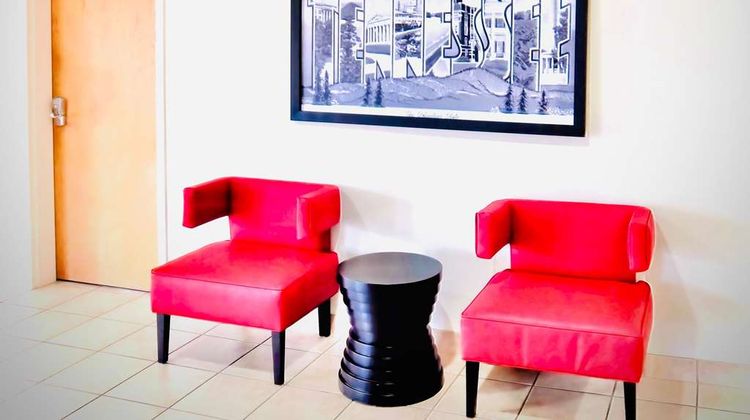 Super 8 Crossville Lobby