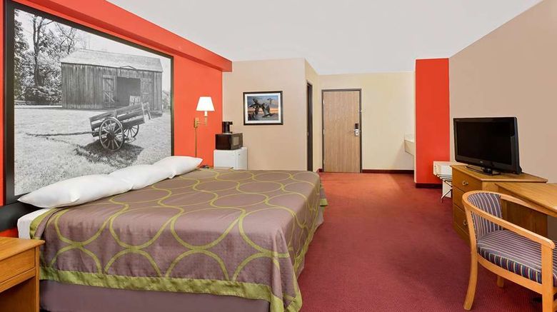 <b>Super 8 Mound City Room</b>. Images powered by <a href="https://iceportal.shijigroup.com/" title="IcePortal" target="_blank">IcePortal</a>.