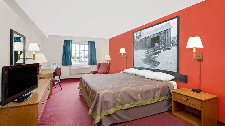 <b>Super 8 Mound City Room</b>. Images powered by <a href="https://iceportal.shijigroup.com/" title="IcePortal" target="_blank">IcePortal</a>.