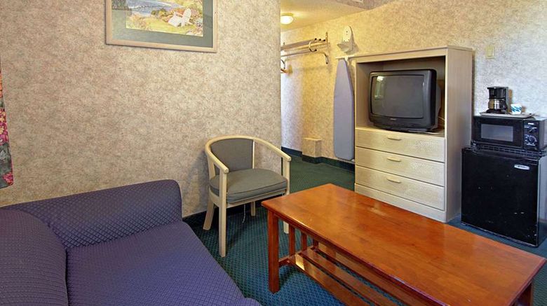 <b>Super 8 Atlantic City Suite</b>. Images powered by <a href="https://iceportal.shijigroup.com/" title="IcePortal" target="_blank">IcePortal</a>.