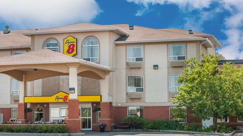 <b>Super 8 High River AB Exterior</b>. Images powered by <a href="https://iceportal.shijigroup.com/" title="IcePortal" target="_blank">IcePortal</a>.