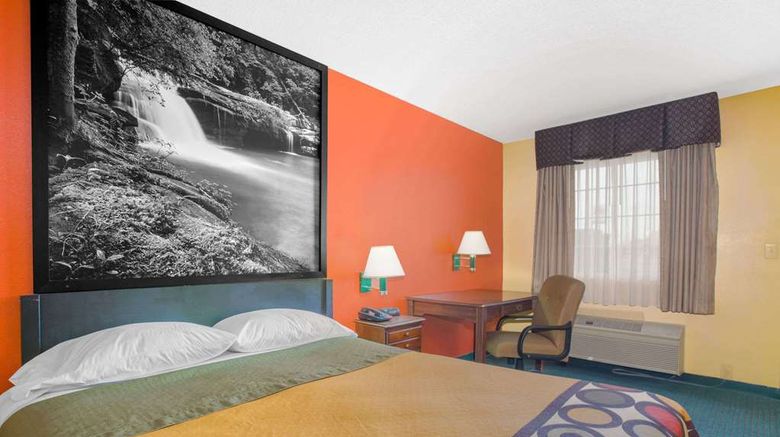 <b>Super 8 Talladega Room</b>. Images powered by <a href="https://iceportal.shijigroup.com/" title="IcePortal" target="_blank">IcePortal</a>.