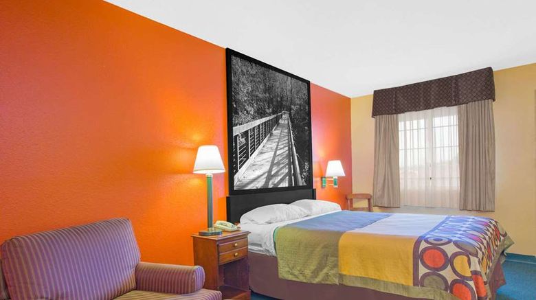 <b>Super 8 Talladega Room</b>. Images powered by <a href="https://iceportal.shijigroup.com/" title="IcePortal" target="_blank">IcePortal</a>.