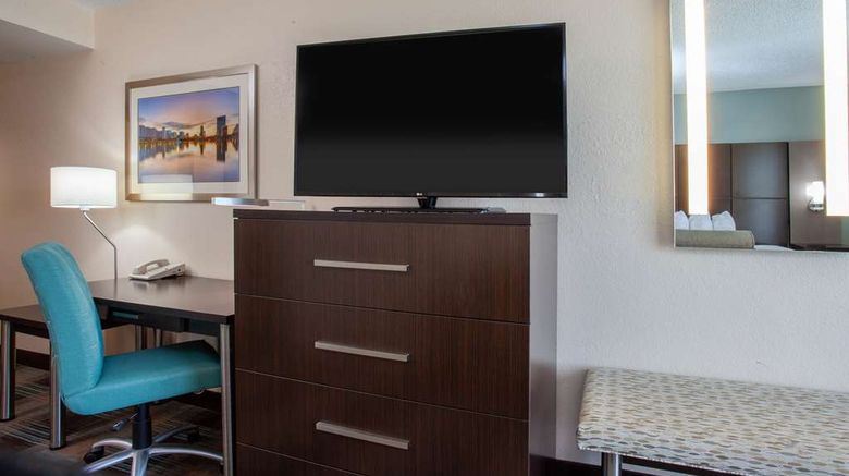<b>Wingate by Wyndham Orlando Intl Airport Room</b>. Images powered by <a href="https://iceportal.shijigroup.com/" title="IcePortal" target="_blank">IcePortal</a>.