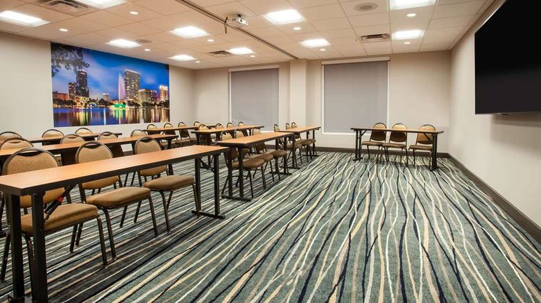 <b>Wingate by Wyndham Orlando Intl Airport Room</b>. Images powered by <a href="https://iceportal.shijigroup.com/" title="IcePortal" target="_blank">IcePortal</a>.