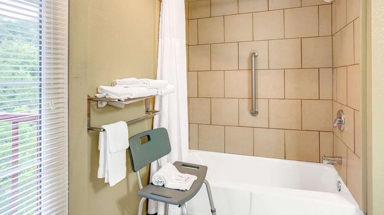 <b>Baymont Inn & Suites on the River Room</b>. Images powered by <a href="https://iceportal.shijigroup.com/" title="IcePortal" target="_blank">IcePortal</a>.