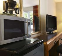 Super 8 North Bay Room