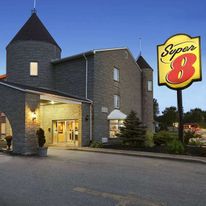 Super 8 North Bay