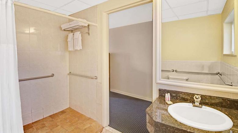 <b>Super 8 Milford/New Haven Room</b>. Images powered by <a href="https://iceportal.shijigroup.com/" title="IcePortal" target="_blank">IcePortal</a>.