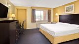 Super 8 Milford/New Haven Room