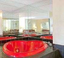 Knights Inn South Hackensack NJ/NYC Area Room