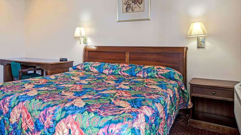 <b>Knights Inn South Hackensack NJ/NYC Area Room</b>. Images powered by <a href="https://iceportal.shijigroup.com/" title="IcePortal" target="_blank">IcePortal</a>.