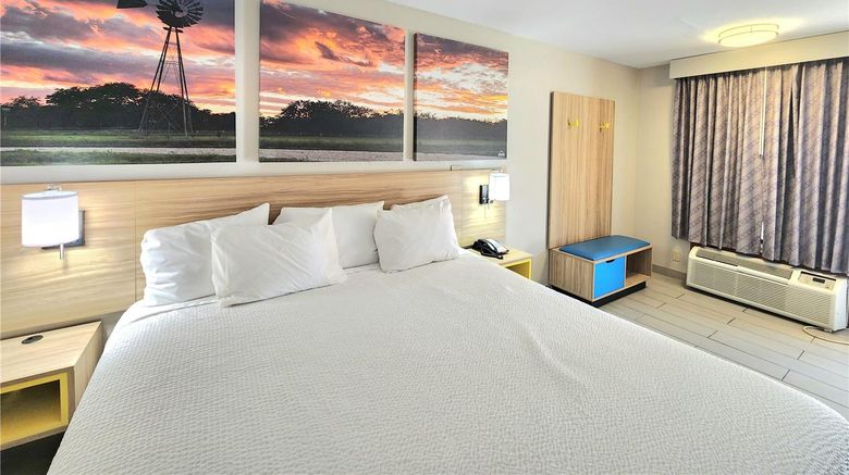 <b>Days Inn McAllen Room</b>. Images powered by <a href="https://iceportal.shijigroup.com/" title="IcePortal" target="_blank">IcePortal</a>.