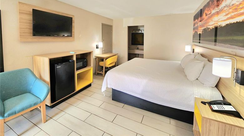<b>Days Inn McAllen Room</b>. Images powered by <a href="https://iceportal.shijigroup.com/" title="IcePortal" target="_blank">IcePortal</a>.