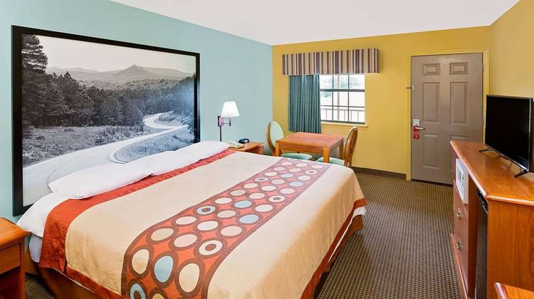 Super 8 Hazen Room
