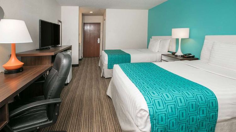 Howard Johnson Scott Lafayette Room