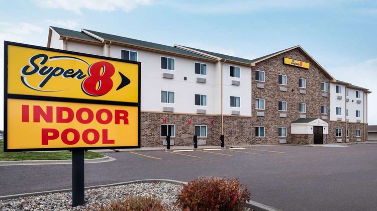 Super 8 Sioux Falls Exterior