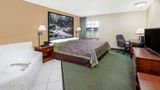 Super 8 Pine Bluff Suite