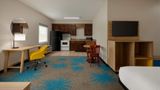 Days Inn and Suites Prattville Suite