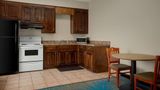 Days Inn and Suites Prattville Suite