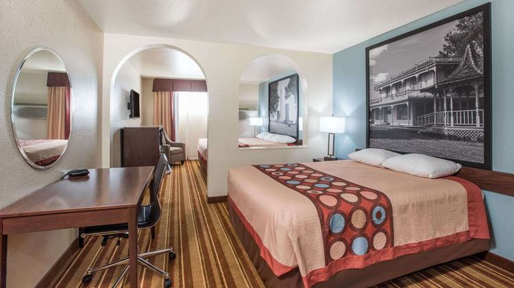 Super 8 Claremore OK Suite
