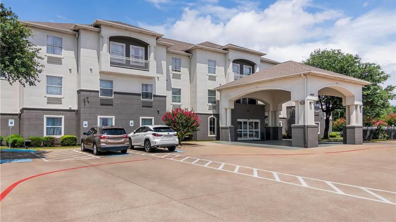 <b>Super 8 Fort Worth North/Meacham Blvd Exterior</b>. Images powered by <a href="https://iceportal.shijigroup.com/" title="IcePortal" target="_blank">IcePortal</a>.
