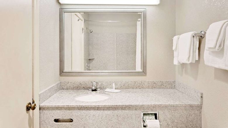 <b>Super 8 Hillsville Room</b>. Images powered by <a href="https://iceportal.shijigroup.com/" title="IcePortal" target="_blank">IcePortal</a>.