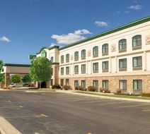 Wingate by Wyndham Gillette Exterior