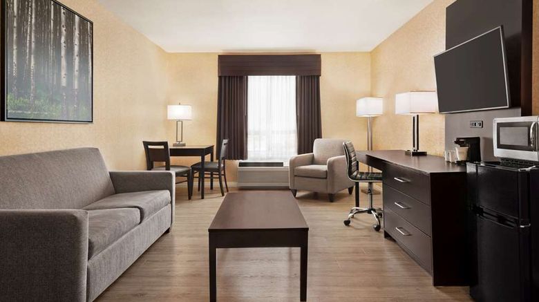 <b>Days Inn - Saskatoon Suite</b>. Images powered by <a href="https://iceportal.shijigroup.com/" title="IcePortal" target="_blank">IcePortal</a>.
