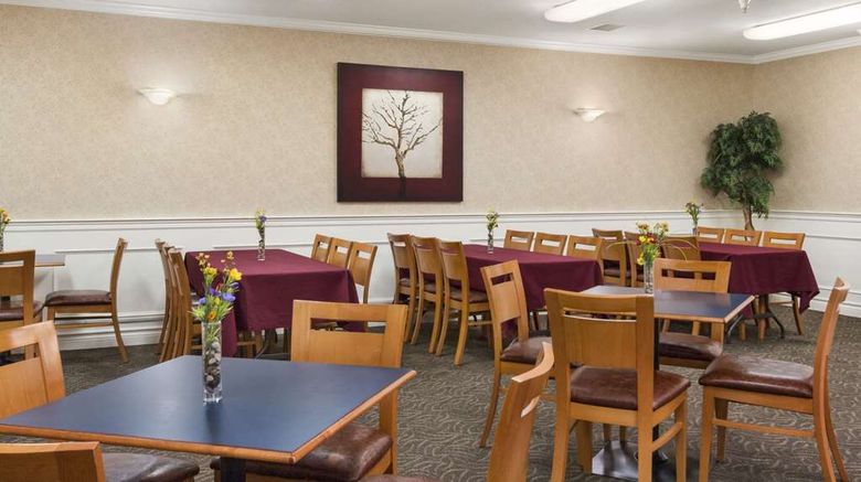 <b>Days Inn - Saskatoon Meeting</b>. Images powered by <a href="https://iceportal.shijigroup.com/" title="IcePortal" target="_blank">IcePortal</a>.