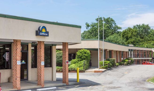 Days Inn Bedford Exterior