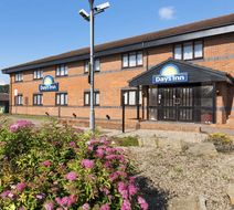 Days Inn Warwick South M40 Exterior