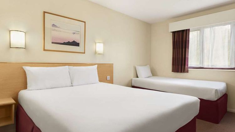 Days Inn Warwick South M40 Room