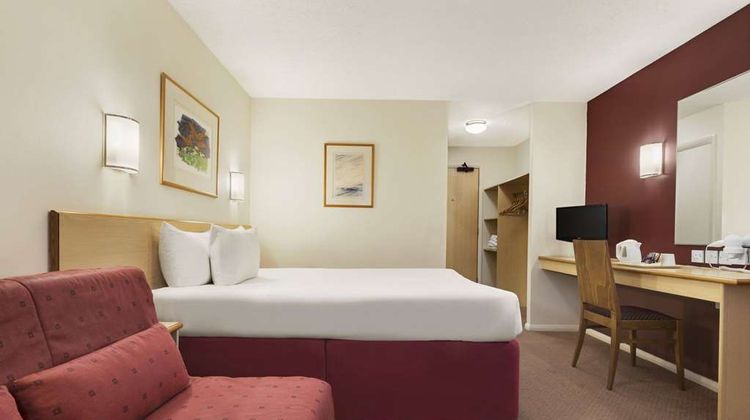 Days Inn Warwick South M40 Room