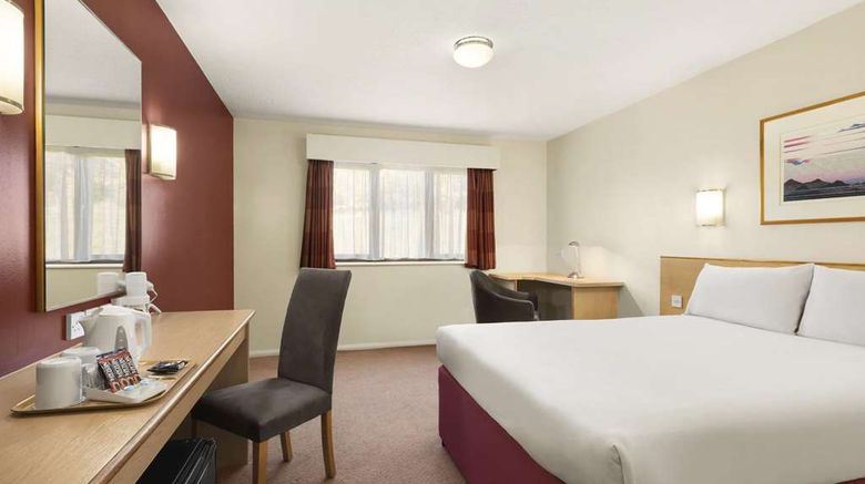 <b>Days Inn Warwick South M40 Room</b>. Images powered by <a href="https://iceportal.shijigroup.com/" title="IcePortal" target="_blank">IcePortal</a>.