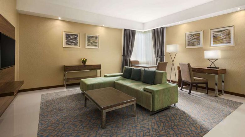<b>Howard Johnson Hotel Abu Dhabi Suite</b>. Images powered by <a href="https://iceportal.shijigroup.com/" title="IcePortal" target="_blank">IcePortal</a>.