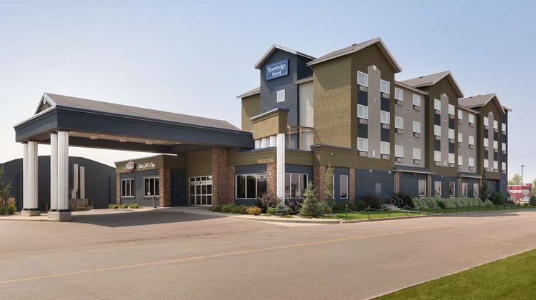 Travelodge Weyburn Exterior