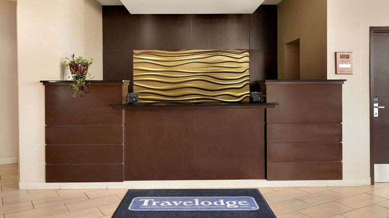 <b>Travelodge Weyburn Lobby</b>. Images powered by <a href="https://iceportal.shijigroup.com/" title="IcePortal" target="_blank">IcePortal</a>.
