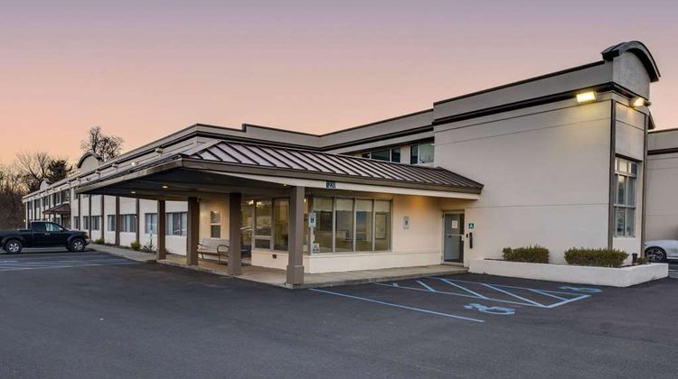 Days Inn Albany SUNY Exterior