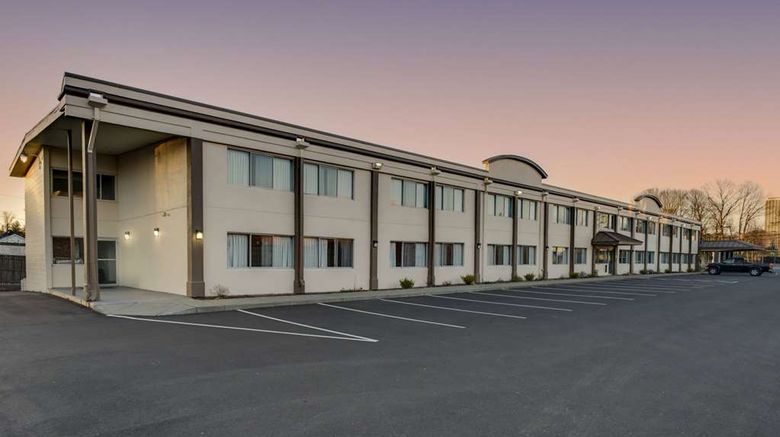 <b>Days Inn Albany SUNY Exterior</b>. Images powered by <a href="https://iceportal.shijigroup.com/" title="IcePortal" target="_blank">IcePortal</a>.