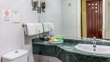 Days Inn Hotel Suites Amman Room