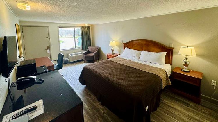 Knights Inn Bridgeport Room