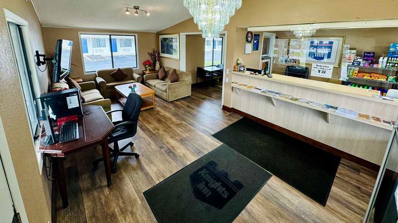 <b>Knights Inn Bridgeport Lobby</b>. Images powered by <a href="https://iceportal.shijigroup.com/" title="IcePortal" target="_blank">IcePortal</a>.