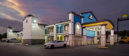 Days Inn Houston East Exterior