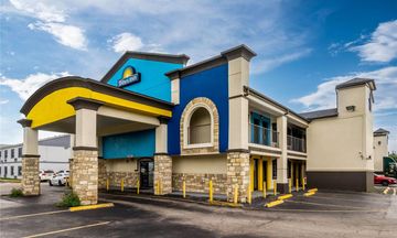 Days Inn Houston East