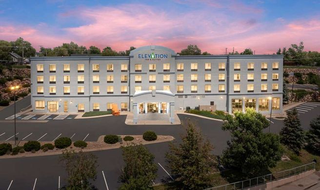 Elevation Inn & Suites Exterior