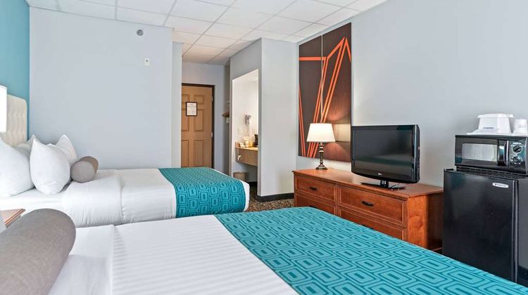 Elevation Inn & Suites Room